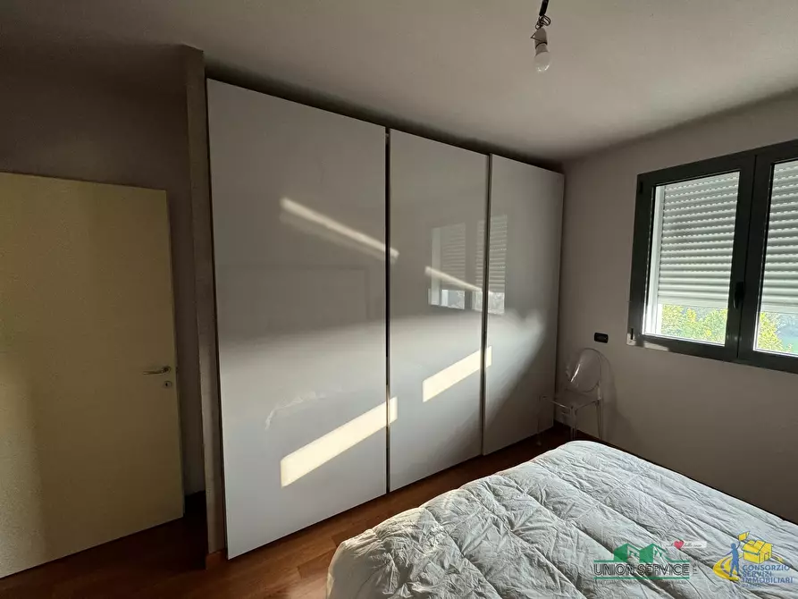 Immagine 10 di Bilocale in vendita  in via sidoli a Parma