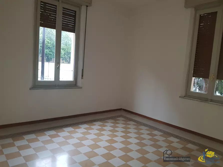 Immagine 20 di Trilocale in affitto  in Viale Tanara 13 a Parma