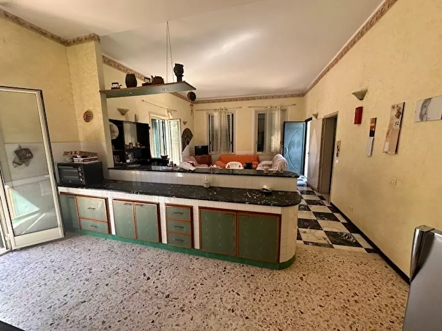 Immagine 23 di Villa in vendita  in Corso Mediterraneo 95 a Modica