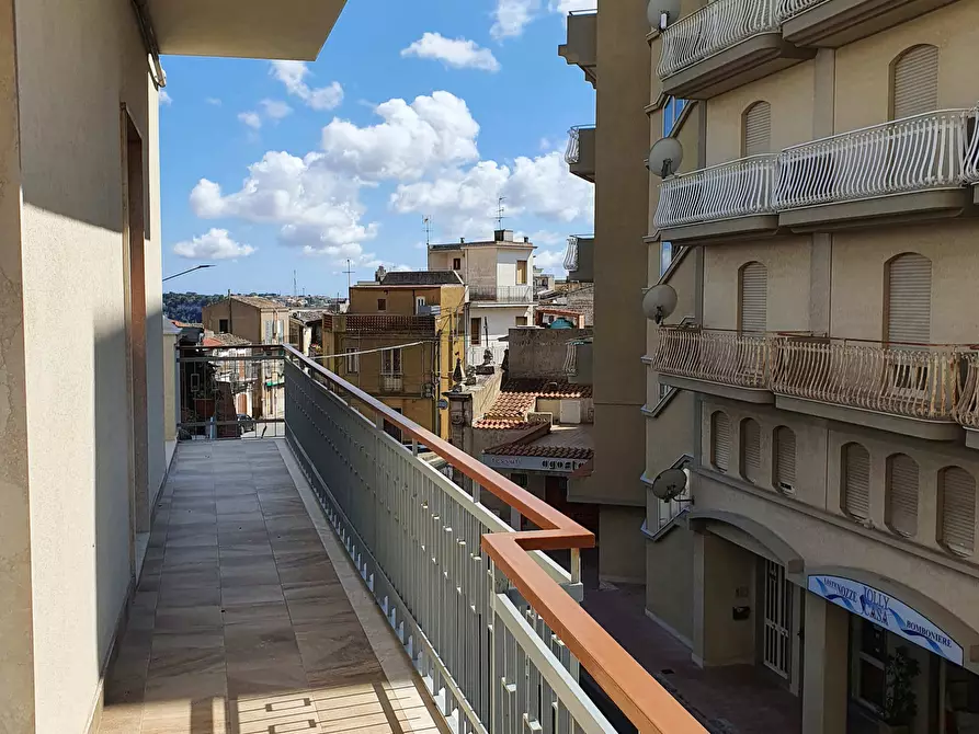 Immagine 13 di Appartamento in vendita  in Corso Sicilia 10 a Modica