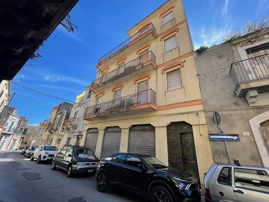 Immagine 1 di Appartamento in vendita  in c.so vittorio emanuele 313 a Modica