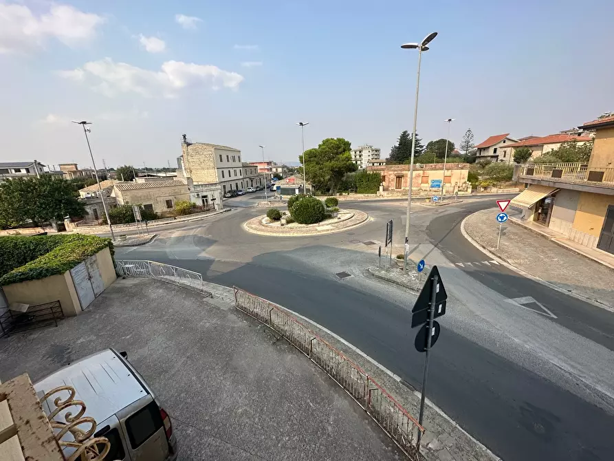 Immagine 11 di Appartamento in vendita  in Piazza Mulino 6 a Modica