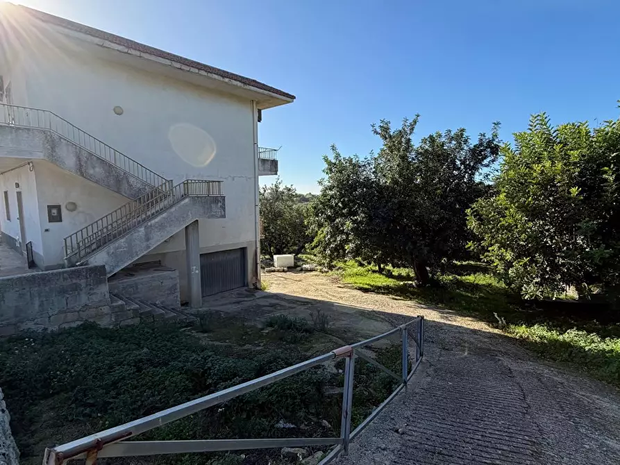 Immagine 11 di Casa bifamiliare in vendita  in Via Dente Crocicchia a Modica