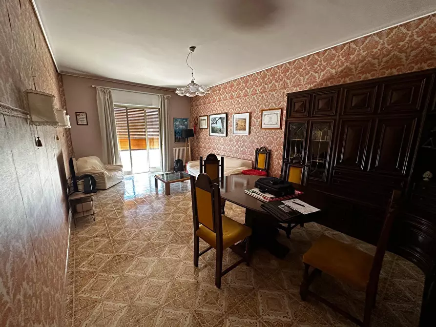 Immagine 1 di Appartamento in vendita  in Viale Medaglie D'Oro 7722 a Modica