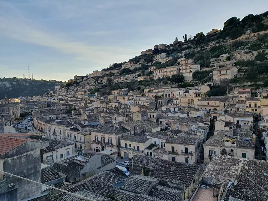 Immagine 3 di Casa indipendente in vendita  a Modica