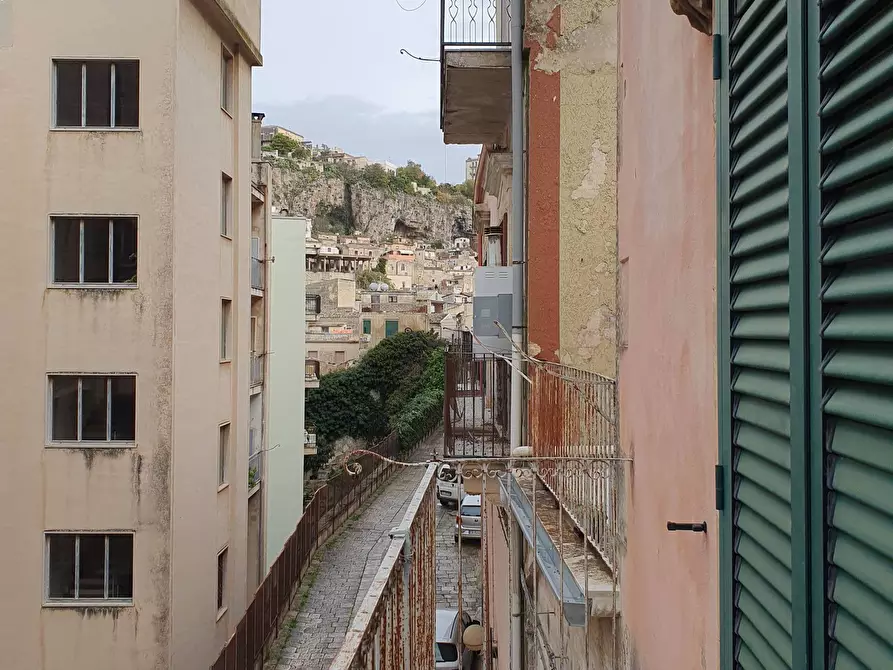 Immagine 11 di Porzione di casa in vendita  in via san andrea 11 11 a Modica