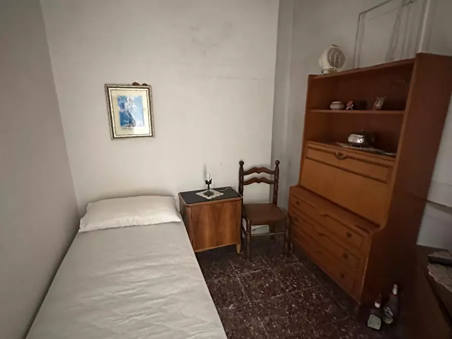Immagine 8 di Porzione di casa in vendita  in VIA SBALZO a Modica