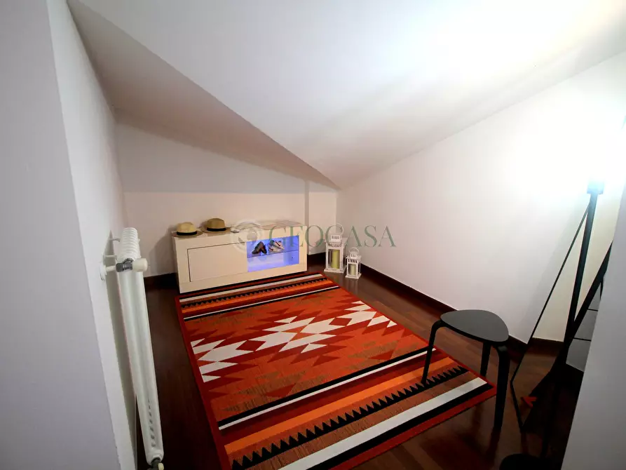 Immagine 5 di Appartamento in vendita  a Follo