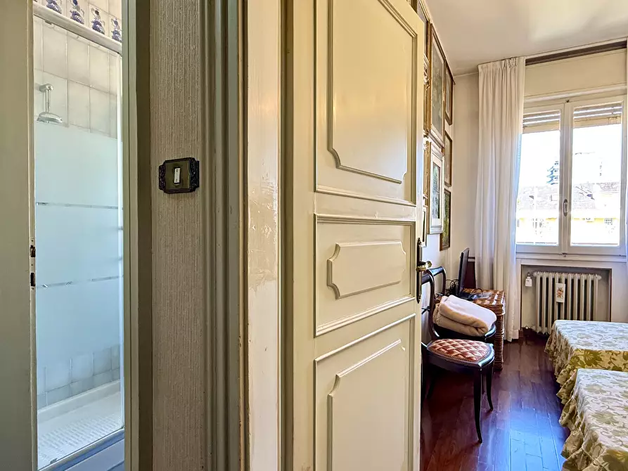 Immagine 30 di Pentalocale in vendita  in Via Del Borgo di San Pietro a Bologna