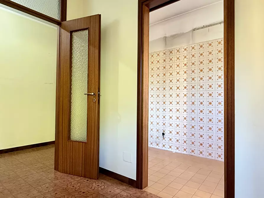 Immagine 7 di Pentalocale in vendita  in via Del Fiume 5 a San Lazzaro Di Savena