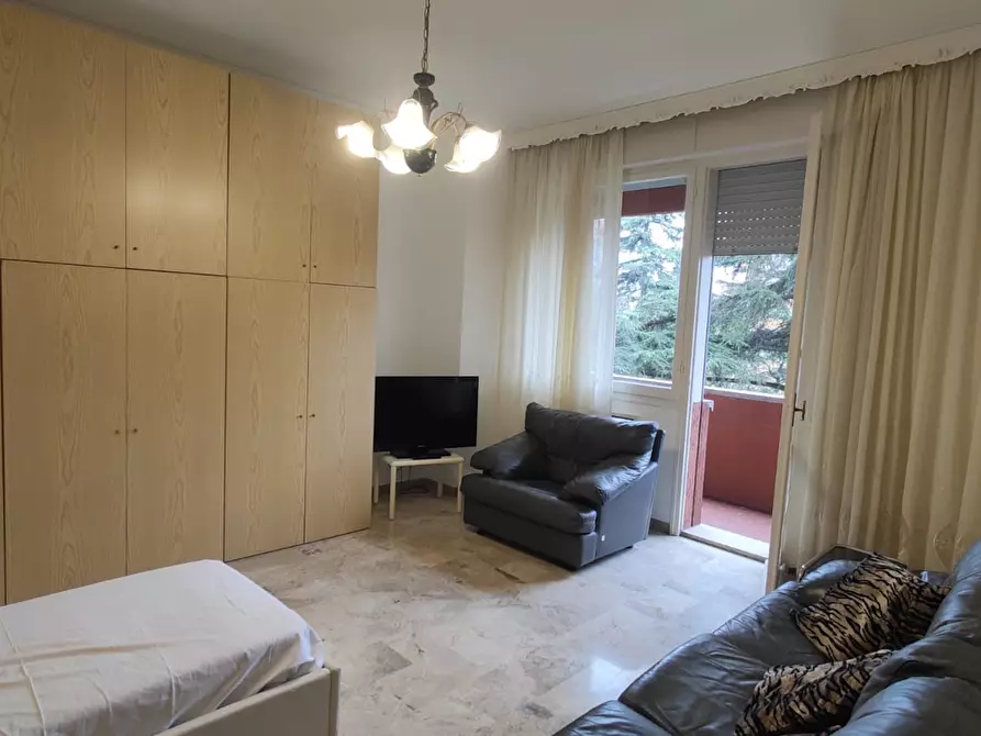 Immagine 6 di Pentalocale in affitto  in Via Misa 32 a Bologna