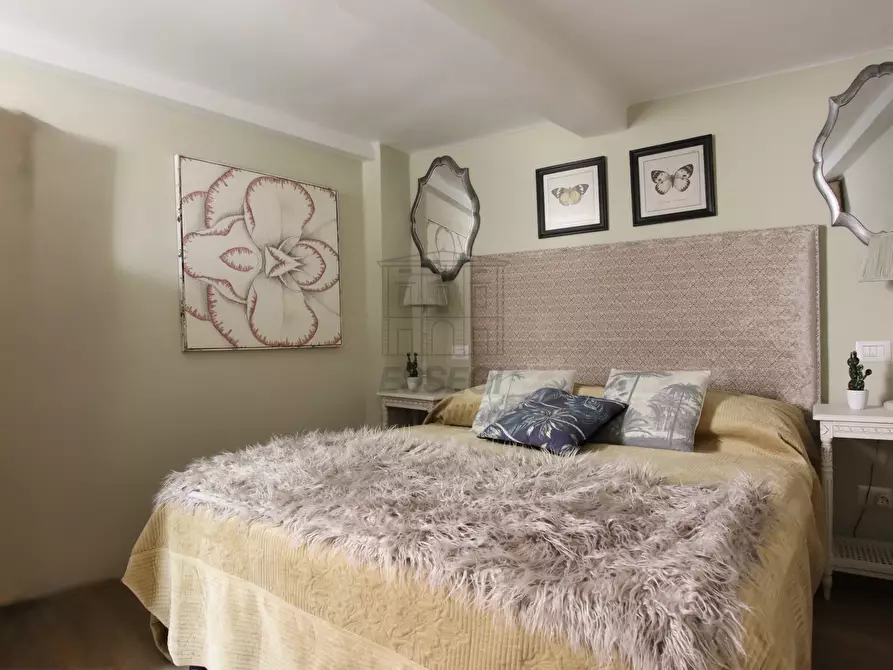 Immagine 8 di Appartamento in vendita  in Via Fontana a Lucca