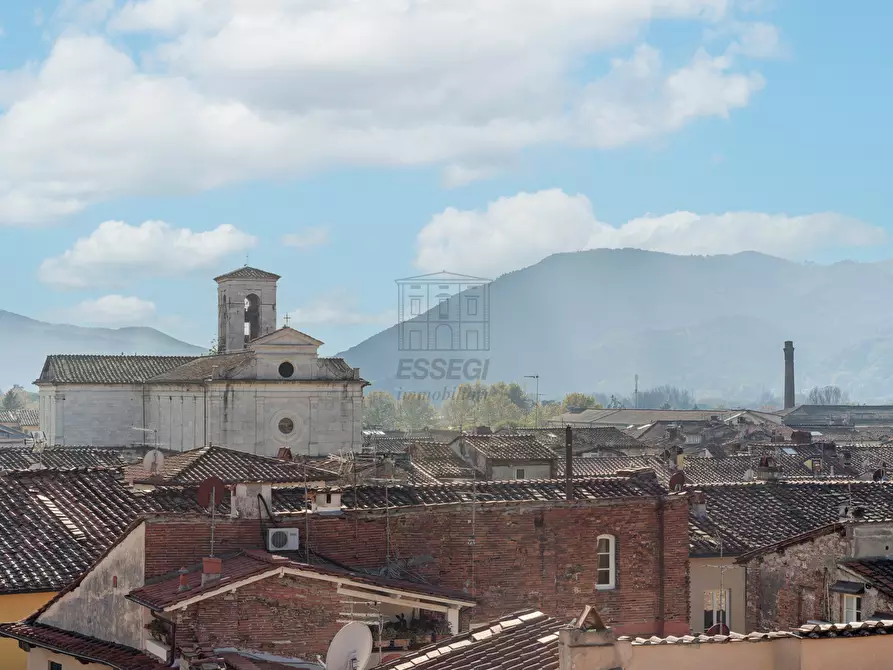 Immagine 26 di Palazzo in vendita  in Via Beccheria 35 a Lucca