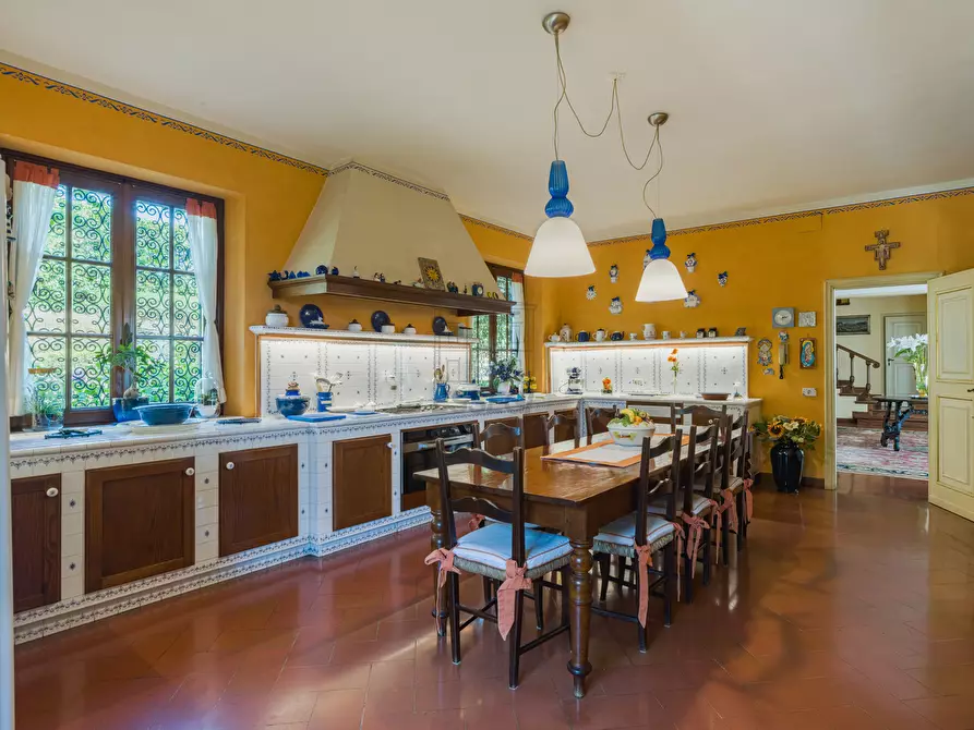 Immagine 17 di Villa in vendita  in Via di santa alessio 168 a Lucca