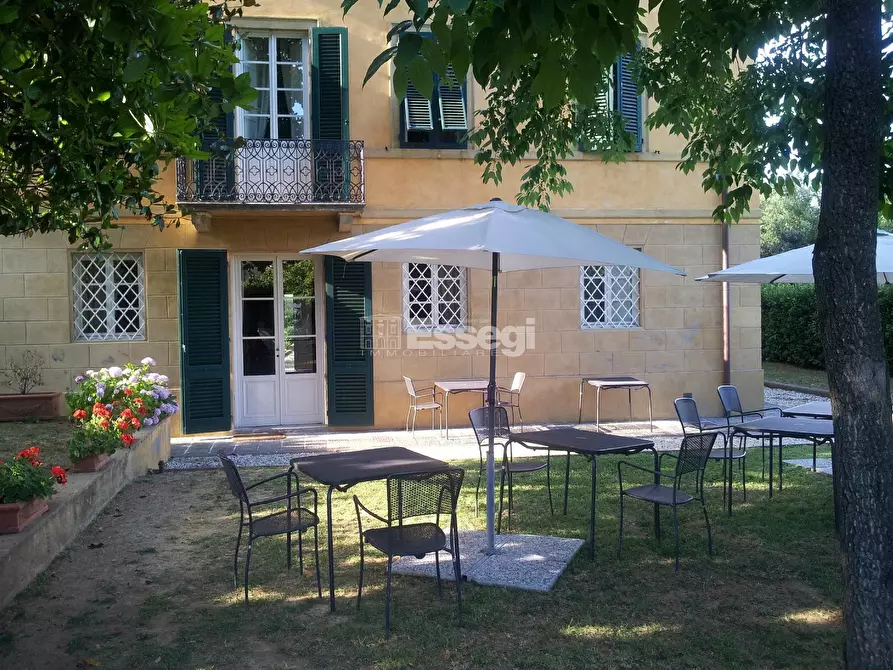 Immagine 15 di Villa in vendita  in Via Nuova per Pisa a Lucca