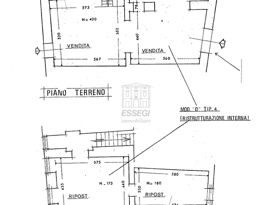 Immagine 2 di Locale commerciale in vendita  in Via Fillungo a Lucca