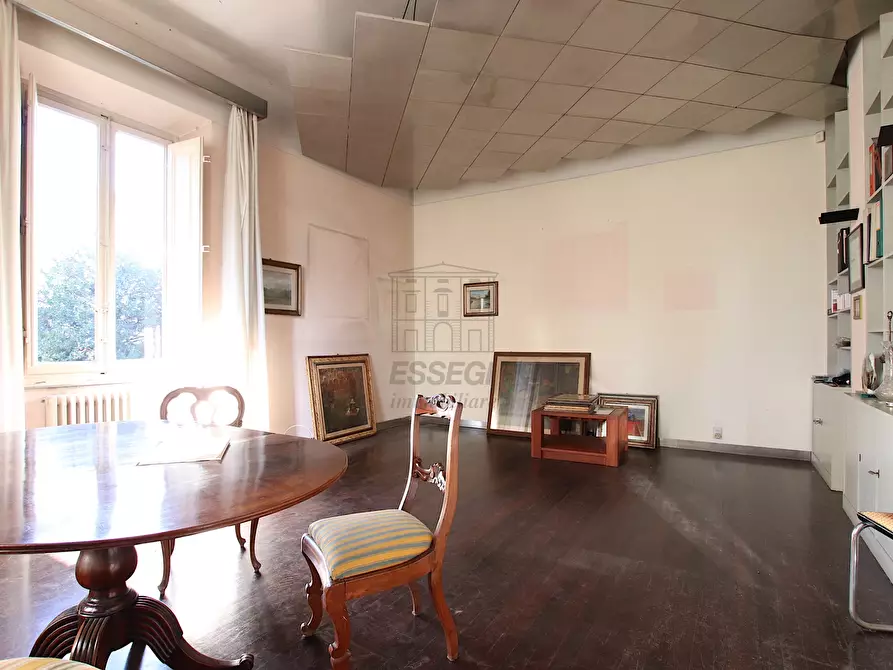 Immagine 28 di Villa in vendita  in via barsanti e matteucci a Lucca