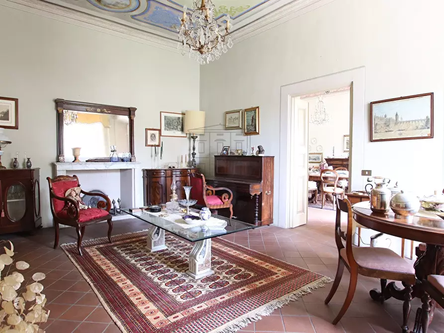 Immagine 12 di Villa in vendita  in Via dei Gambarini a Lucca