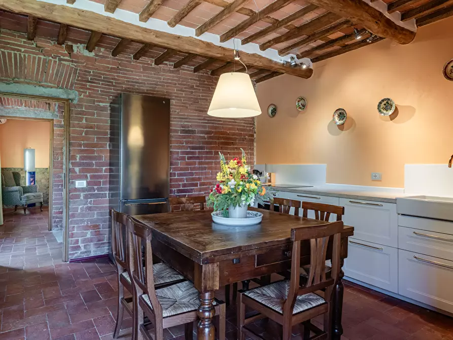 Immagine 7 di Rustico / casale in vendita  in Via di Mutigliano 1051/B a Lucca