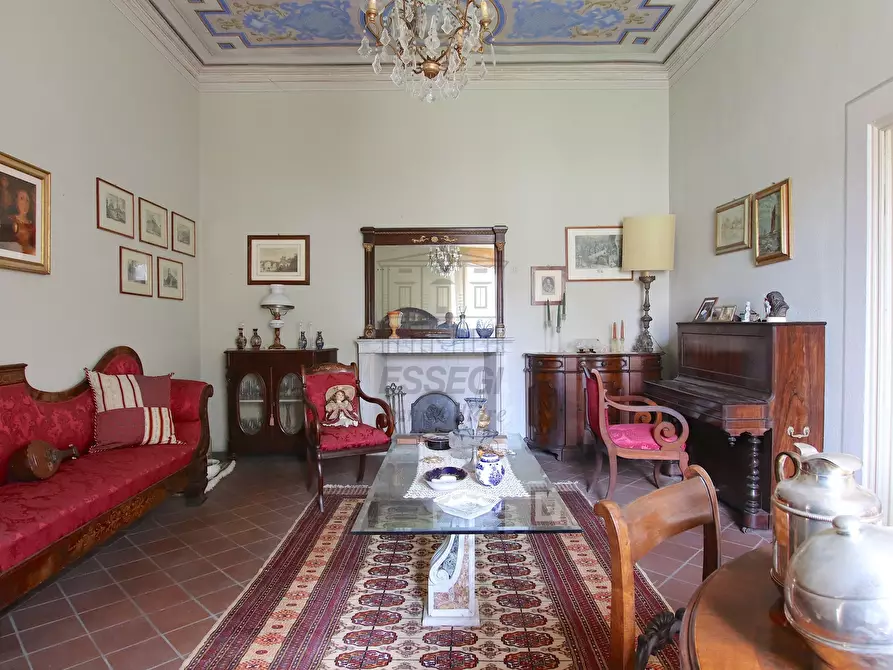 Immagine 14 di Villa in vendita  in Via dei Gambarini a Lucca