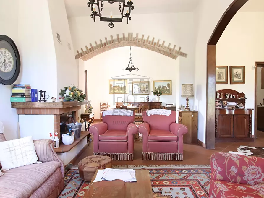 Immagine 22 di Rustico / casale in vendita  in Via della Chiesa XXXI 536 a Lucca