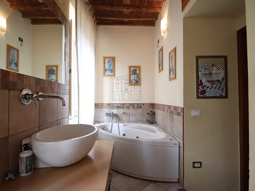 Immagine 10 di Terratetto in vendita  in Via di Mugnano 4 a Lucca