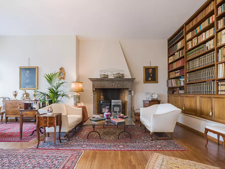 Immagine 14 di Villa in vendita  in Via dei Poveri Vecchi 749 a Lucca