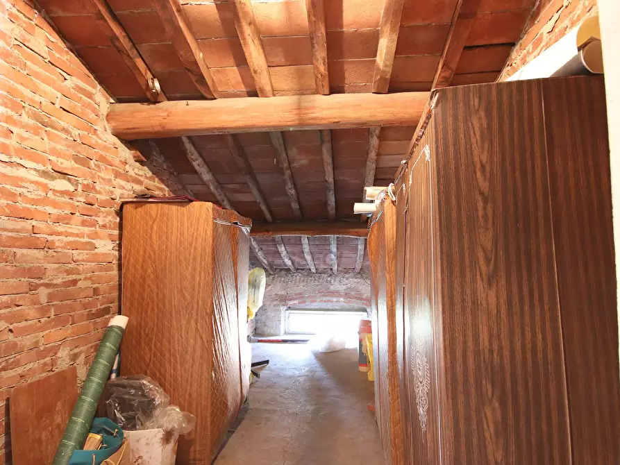 Immagine 18 di Rustico / casale in vendita  in Via Sottomonte 229 a Capannori