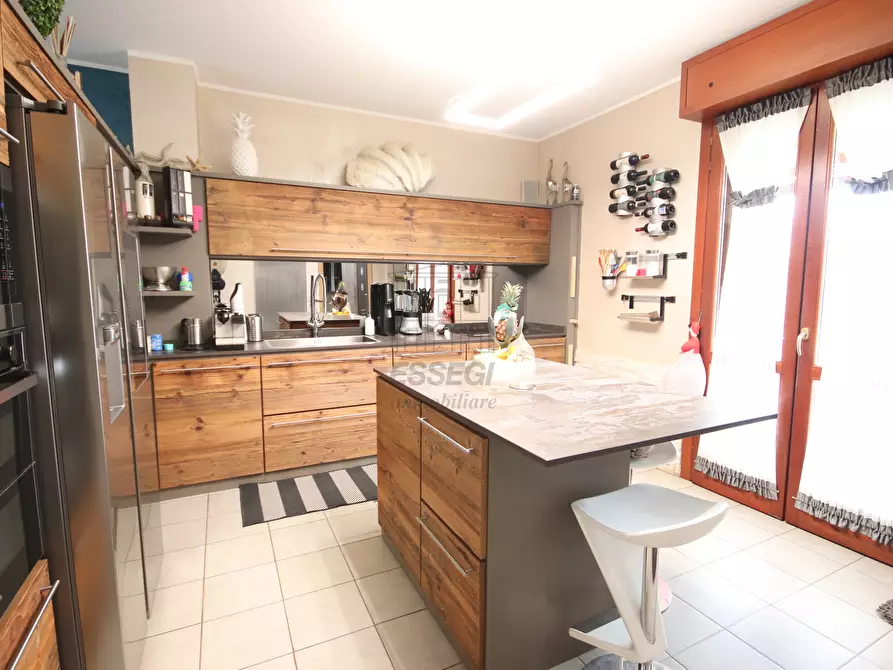 Immagine 2 di Casa indipendente in vendita  in via romana ovest, Rughi a Lucca