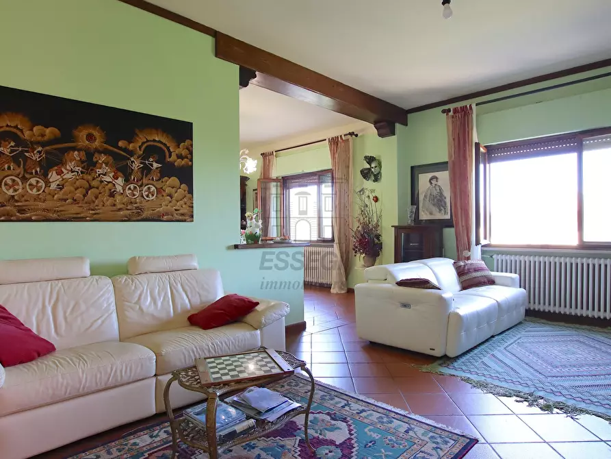 Immagine 18 di Villa in vendita  in Via Comunale Campolungo 51 a Lucca