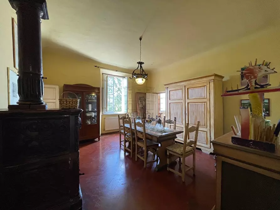 Immagine 12 di Villa in vendita  a Lucca