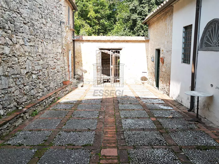 Immagine 6 di Villa in vendita  in Via del Cimitero ⅩⅩⅠⅠⅠ 676 a Lucca