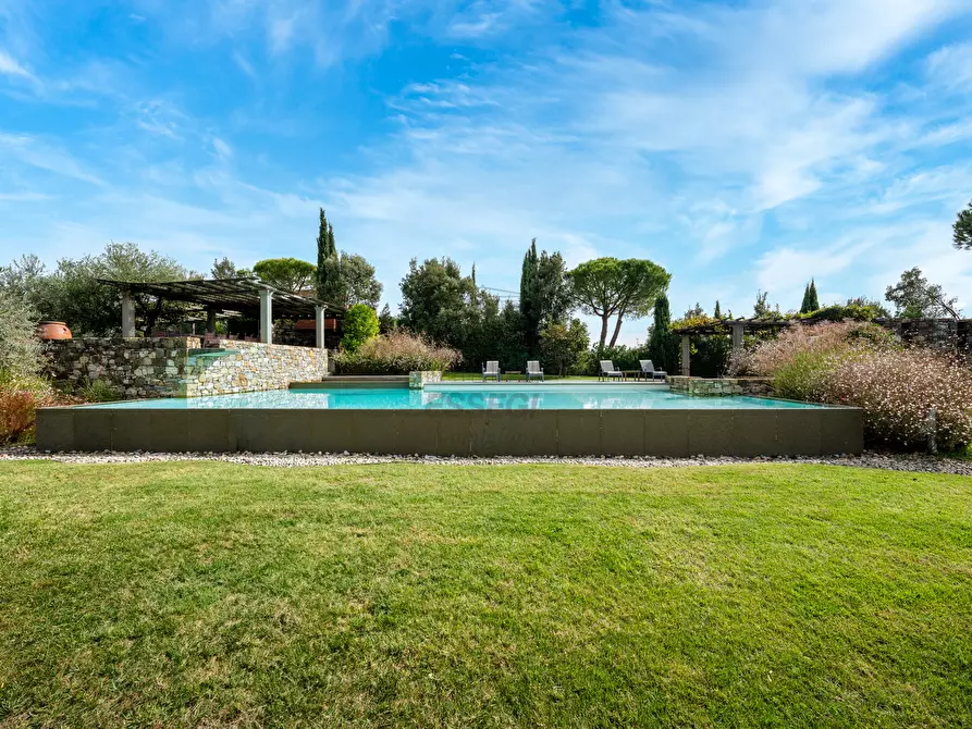 Immagine 13 di Villa in vendita  in via di Montechiari a Montecarlo