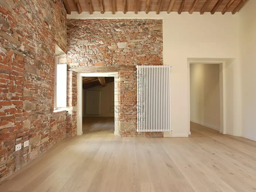 Immagine 11 di Appartamento in vendita  in Via delle Chiavi D'Oro 21 a Lucca