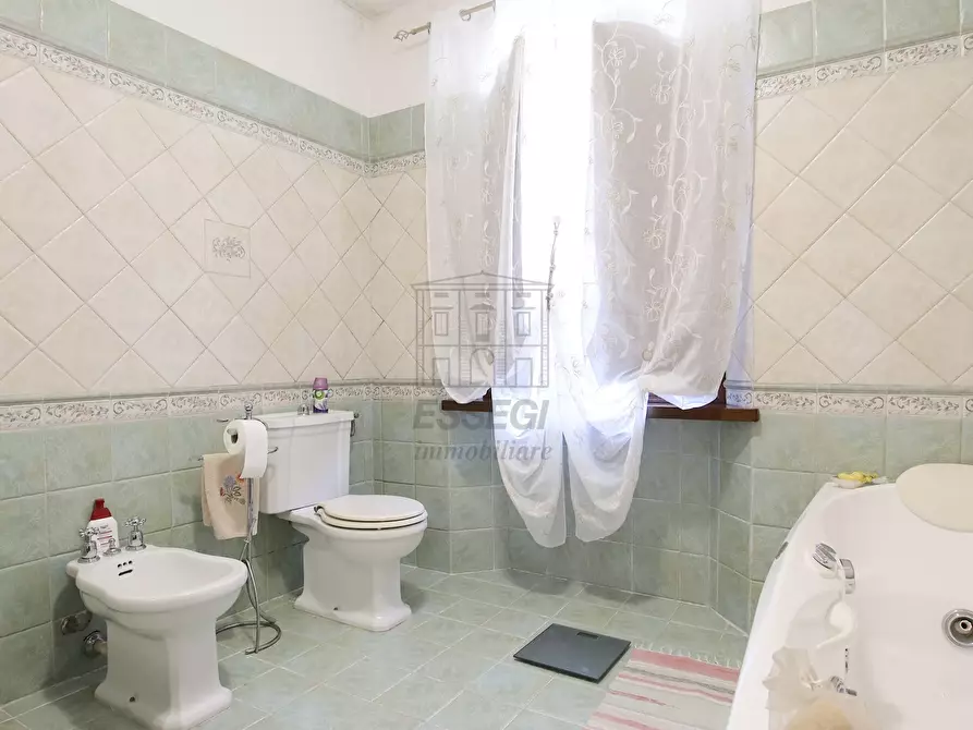 Immagine 25 di Rustico / casale in vendita  in Via di Tiglio a Capannori