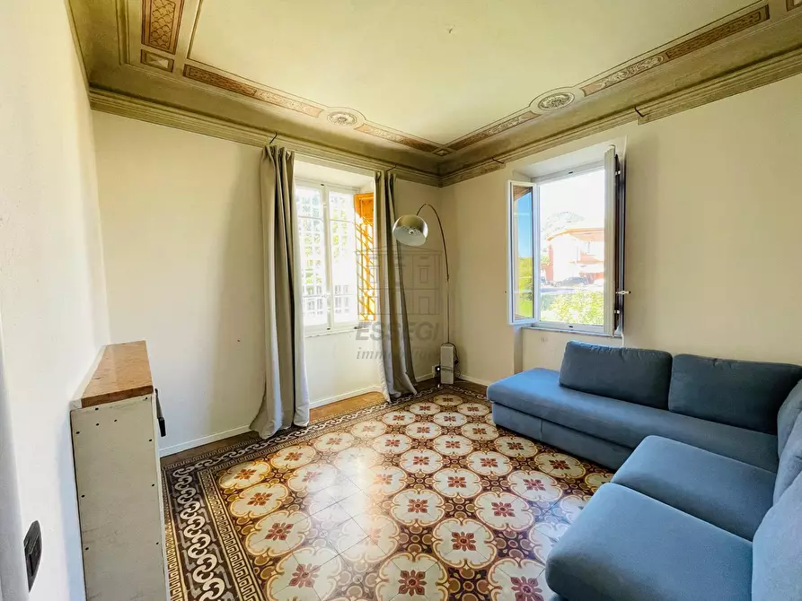 Immagine 6 di Villa in vendita  a Capannori