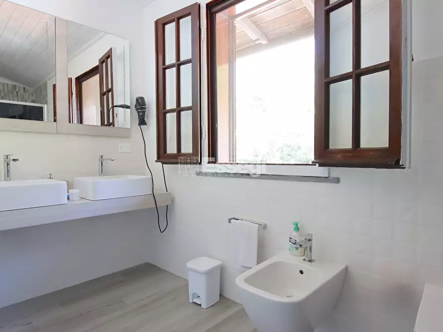 Immagine 61 di Rustico / casale in vendita  in SP1 a Pescaglia
