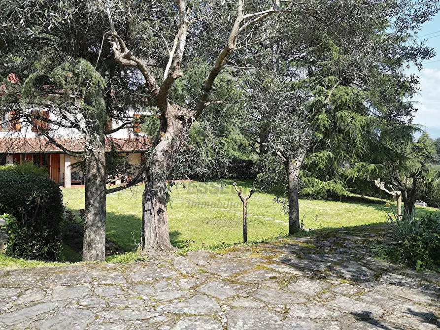 Immagine 9 di Rustico / casale in vendita  in Via di Villa Gaia 508 a Lucca