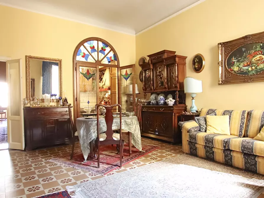 Immagine 5 di Appartamento in vendita  in VIa Fillungo a Lucca