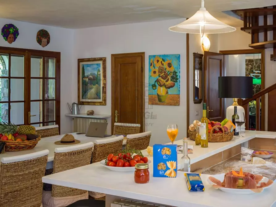 Immagine 13 di Rustico / casale in vendita  in SP1 a Pescaglia