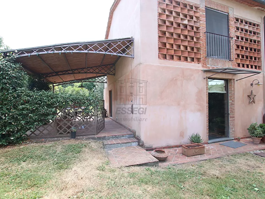 Immagine 28 di Villa in vendita  in Via di segromigno a Capannori