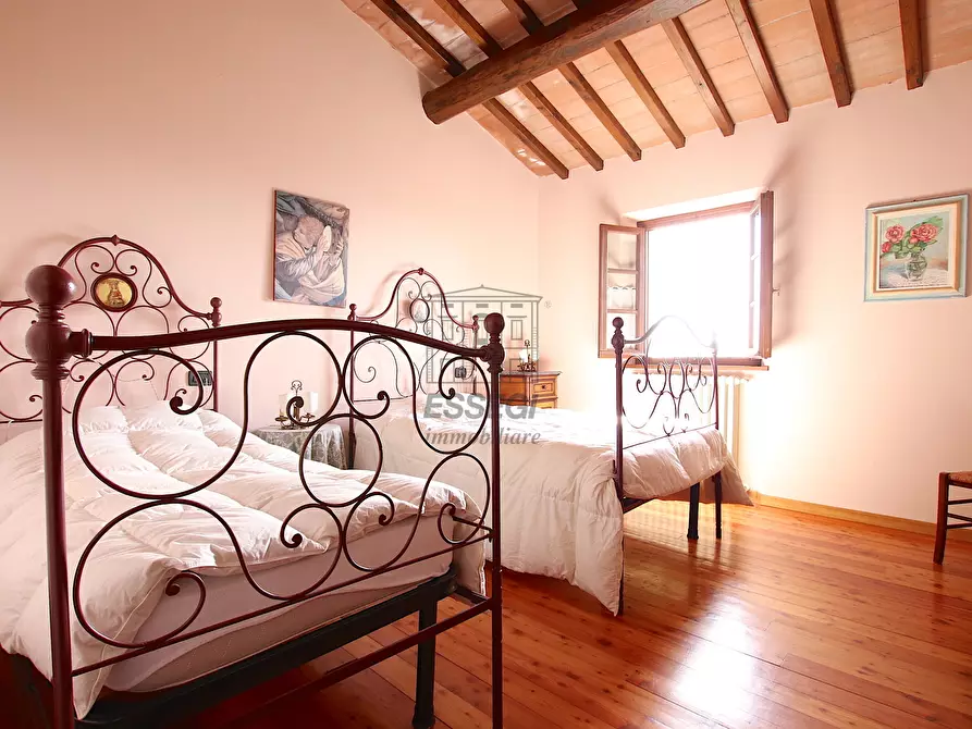 Immagine 23 di Bed & Breakfast in vendita  in Via San Gemma Galgani 4 a Pescaglia