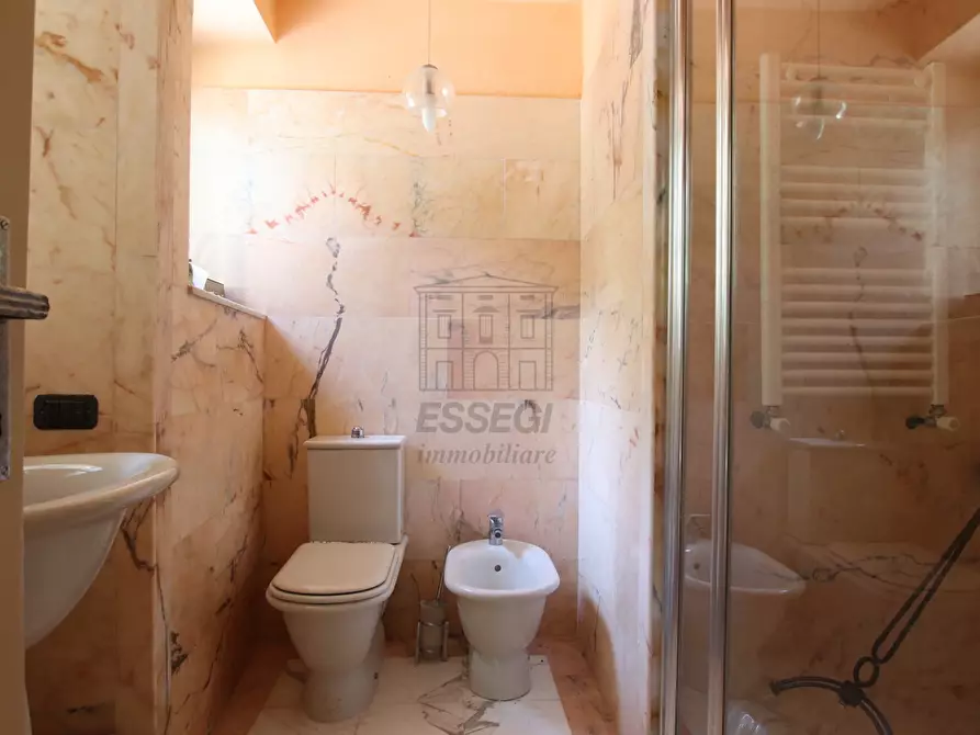 Immagine 26 di Villa in vendita  in Via del Cimitero ⅩⅩⅠⅠⅠ 676 a Lucca