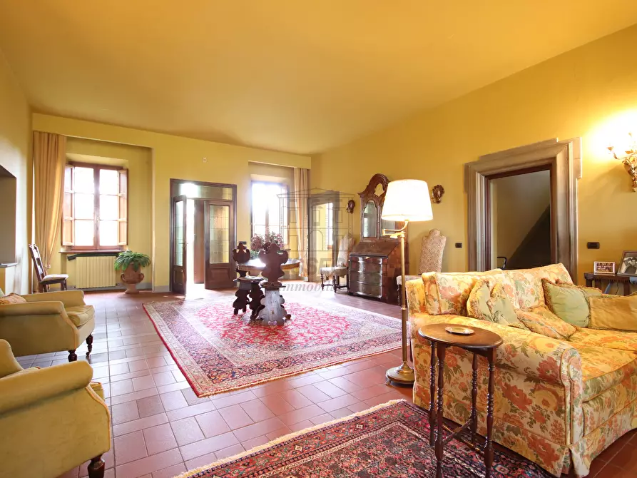 Immagine 1 di Villa in affitto  in Via di Villa Mansi 212 a Lucca