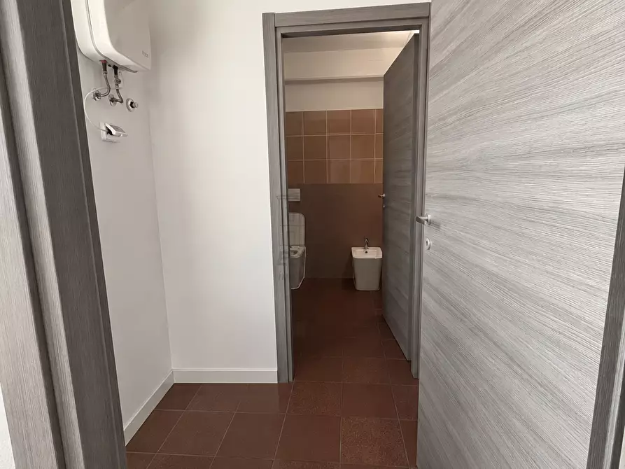 Immagine 4 di Ufficio in vendita  in Via delle Tagliate a Lucca
