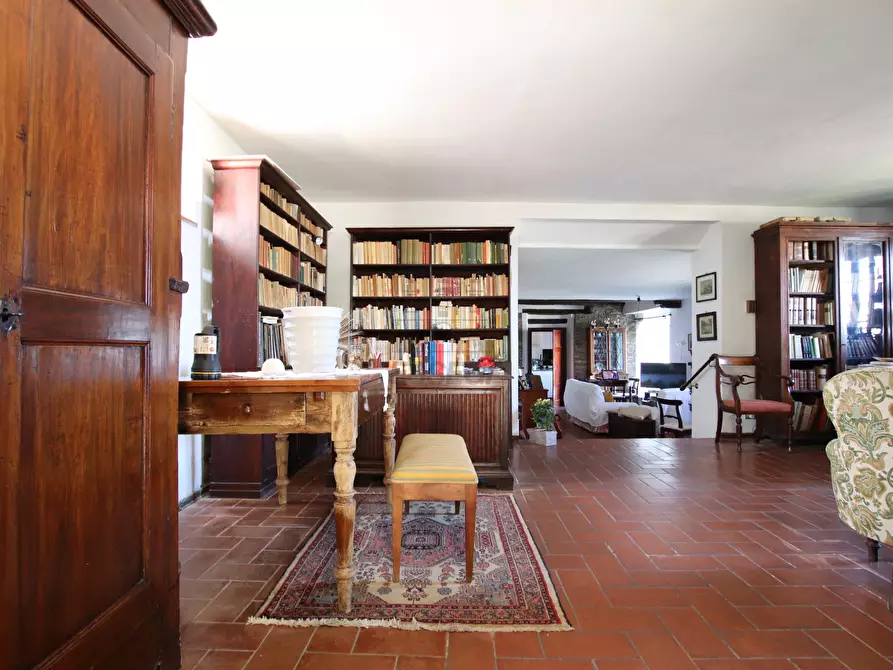 Immagine 15 di Rustico / casale in vendita  in Via del Borgo 55 a Lucca