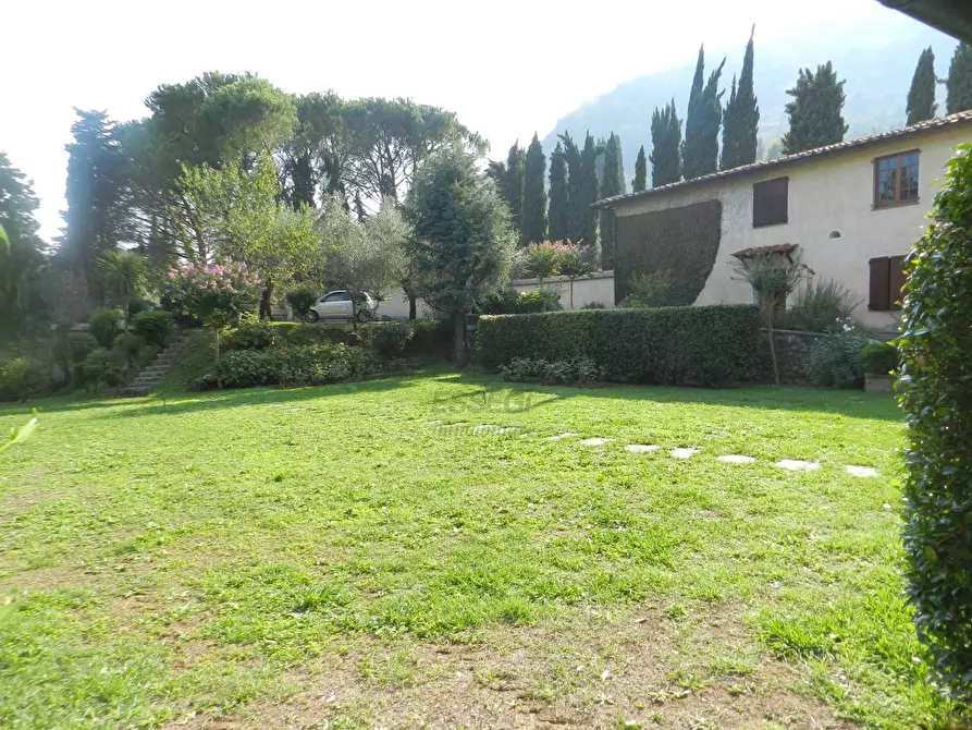 Immagine 18 di Rustico / casale in vendita  in Via di Villa Gaia 508 a Lucca