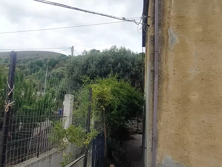 Immagine 42 di Casa trifamiliare in vendita  in Via Paterriti 19 a Motta San Giovanni