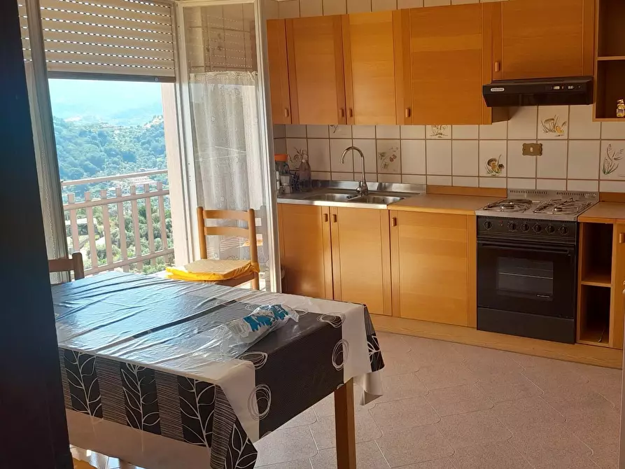 Immagine 3 di Trilocale in vendita  in Via Roma a Martone