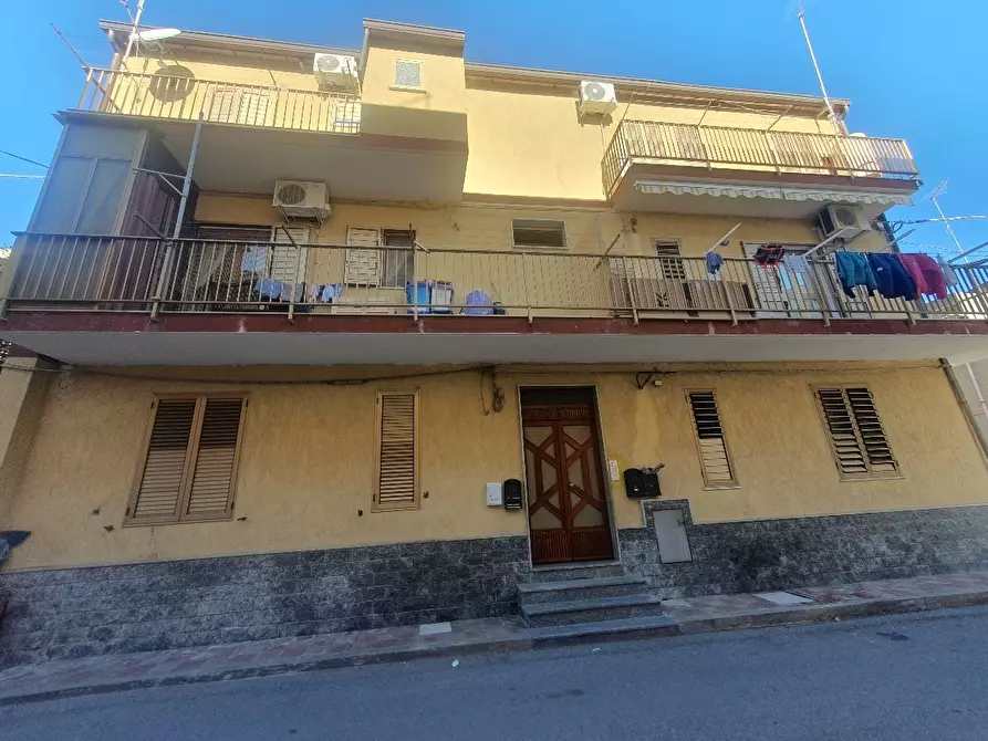 Immagine 1 di Bilocale in affitto  in Via Oratorio a Bova Marina